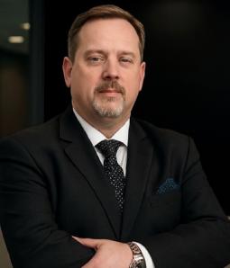 Michael R. Thompson — Apex Financial Ltd